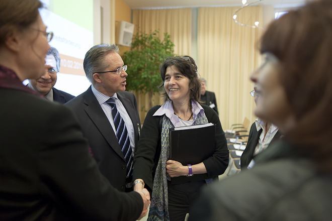 Ministerin Barbara Steffens, MGEPA NRW, im Gespräch