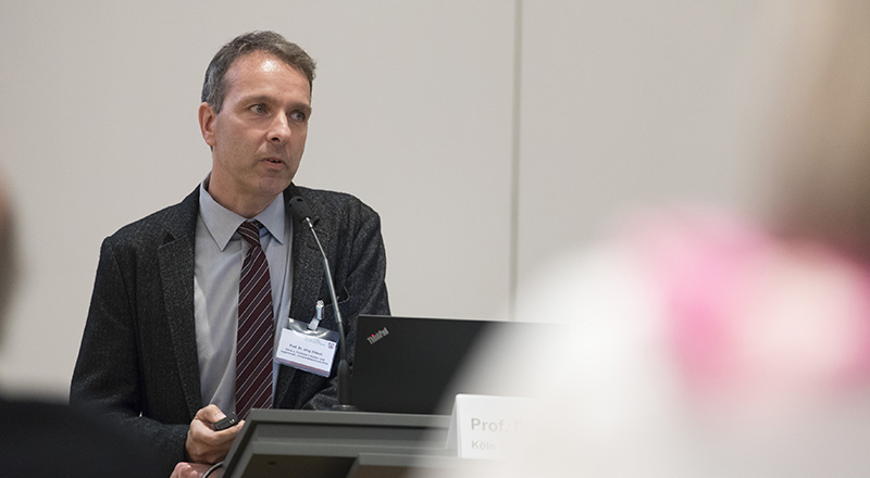 Prof. Dr. Jörg Dötsch vom Universitätsklinikum Köln